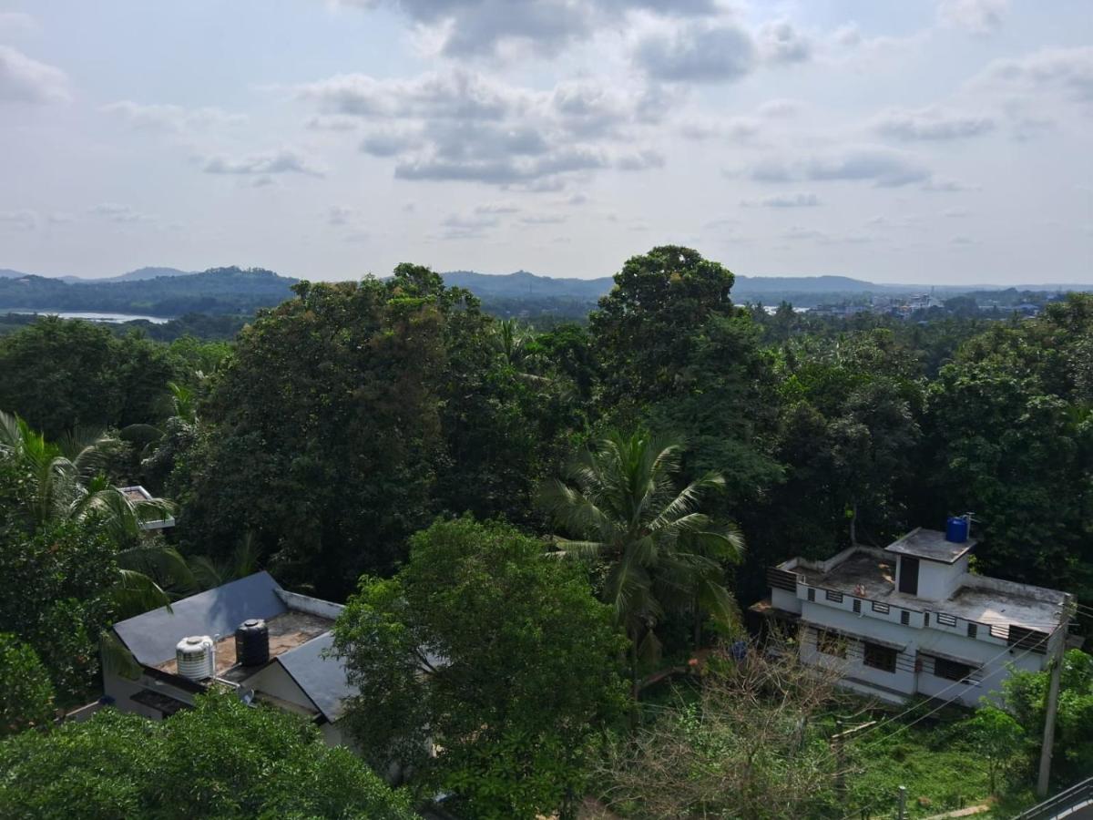 Royal Convention Center Hotel Pattambi Exterior photo